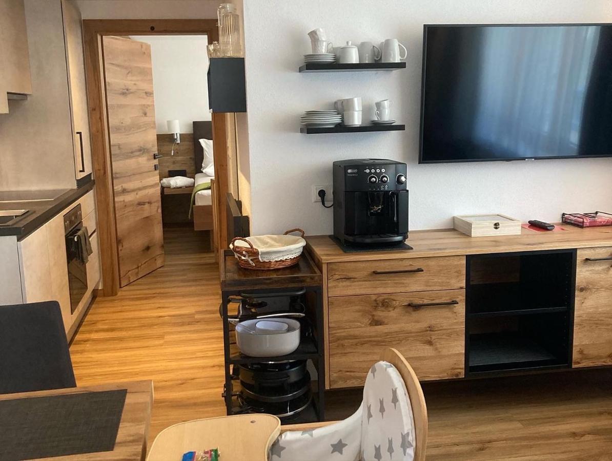 Hotel Apart Piz Mundin Kappl  Buitenkant foto